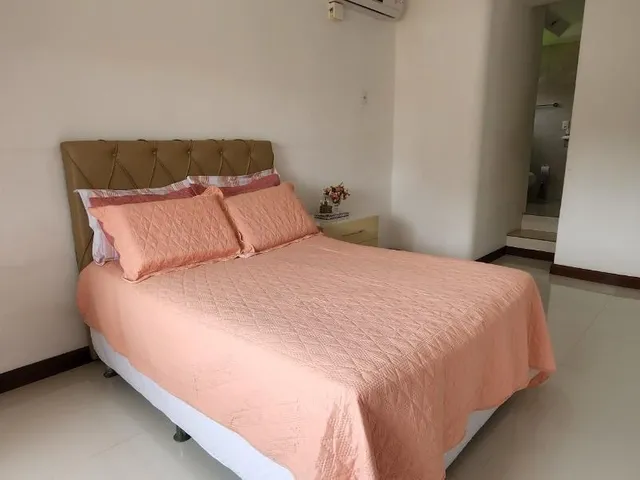 Imagem 8: Casa de Luxo à Venda em Condomínio Exclusivo no Itaigara: 5 Quartos, 5 Suítes, 3