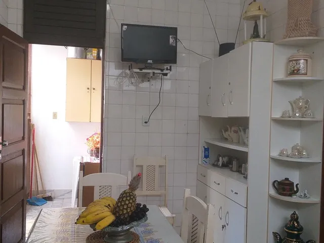 Imagem 4: Aluguel de Imóvel Exclusivo: Casa de 3 quartos no Jardim Apipema, Salvador-BA, com