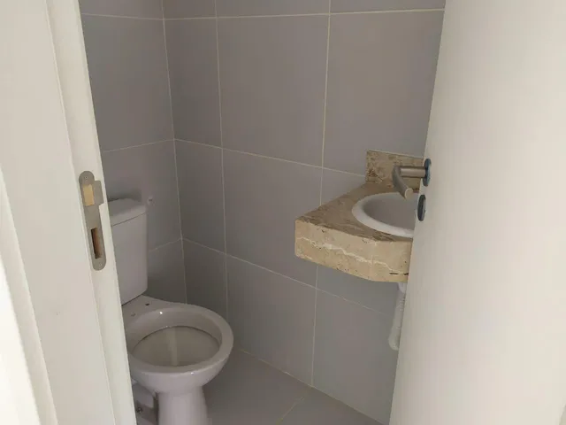 Imagem 3: Casa em Condomínio em Ipitanga, Lauro de Freitas-BA: 3 quartos, 3 suítes, 2 salas e