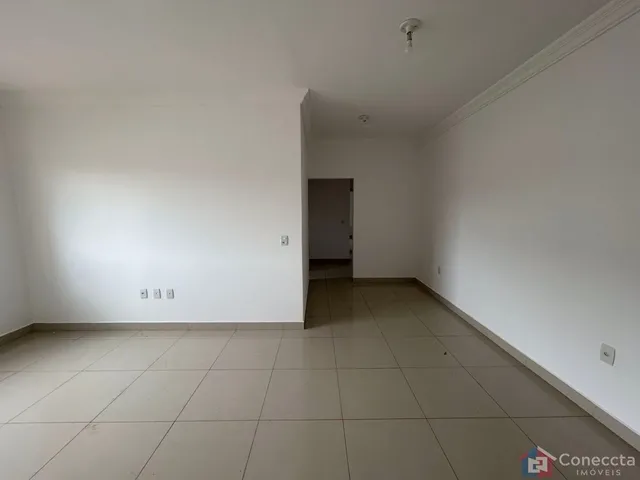 Imagem 10: Apartamento com 3 dormitórios para alugar, 110 m² por R$ 2.675,00 - Centro - Patos de