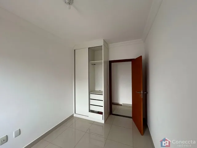 Imagem 2: Apartamento com 3 dormitórios para alugar, 110 m² por R$ 2.675,00 - Centro - Patos de