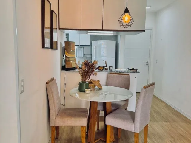 Imagem: O apartamento possui 2 Dormitórios, 2 Suítes, 2