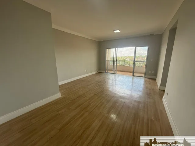 Imagem: O apartamento possui 3 Dormitórios, 1 Suíte, 3 Banheiros,