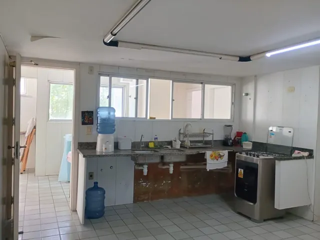 Imagem 2: Apartamento a venda com 4 quartos na beira mar de Boa viagem. 203 m² por R$ 1.700.000