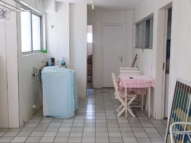 Imagem 8: Apartamento a venda com 4 quartos na beira mar de Boa viagem. 203 m² por R$ 1.700.000