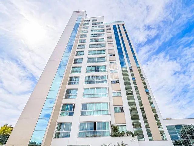 Imagem: Apartamento Semimobiliado com 4 Suítes