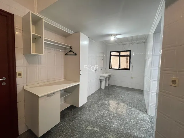Imagem 9: Apartamento para Locação no Ed. Flamboyant com 287,77 M² e 4 Suítes