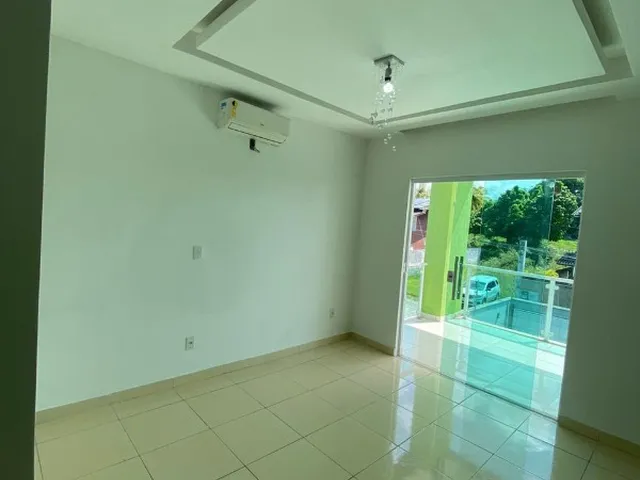 Imagem 2: Casa de 3 quartos com suíte e 2 vagas de garagem no bairro Caji em Lauro de Freitas-BA
