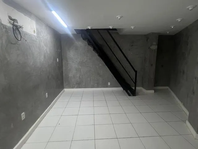 Imagem 2: Centro Comercial do Imbuí, Loja U, Imbuí. Venha montar seu negócio aqui!! Visite!!