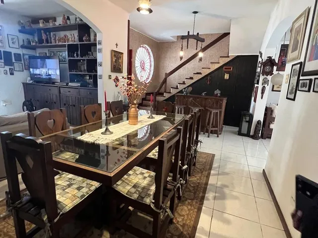 Imagem 3: Excelente casa à venda no Rio Vermelho!!! Venha conhecer essa magnífica casa