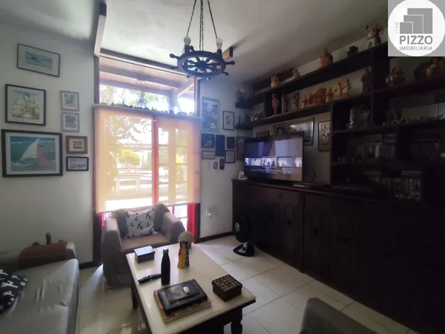 Imagem 4: Excelente casa à venda no Rio Vermelho!!! Venha conhecer essa magnífica casa