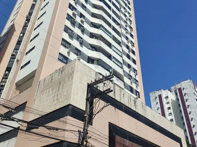 Imagem: Cobertura duplex de alto padrão à venda