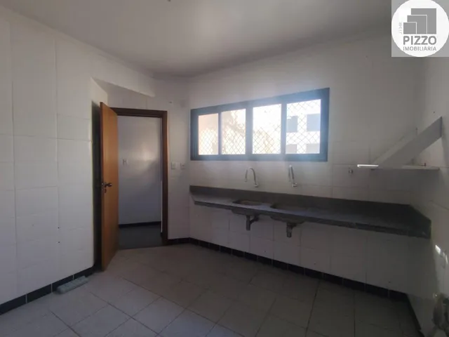Imagem 2: Cobertura duplex de alto padrão à venda na Pituba. Uma cobertura elegante, espaçosa