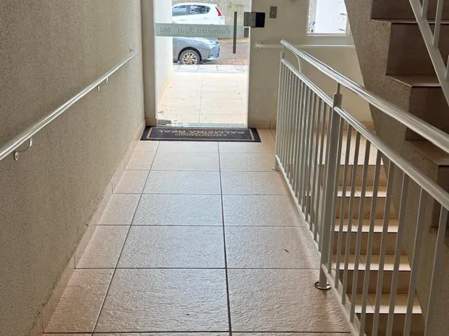 Imagem 4: Apartamento Semi-mobiliado com 2 Quartos em Esquina no Centro de Toledo