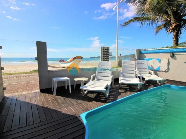 Imagem: CASA BEIRA-MAR COM 3 SUÍTES E PISCINA!