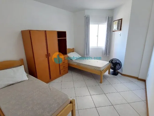 Imagem 9: Apartamento com vista para o mar, 3 dormitórios, na Av. principal de Bombas a 50 m da