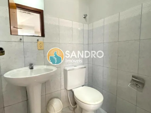 Imagem 5: Duplex em condomínio fechado c/ 2 suítes a 80 m da praia de Bombas! Churrasqueira e