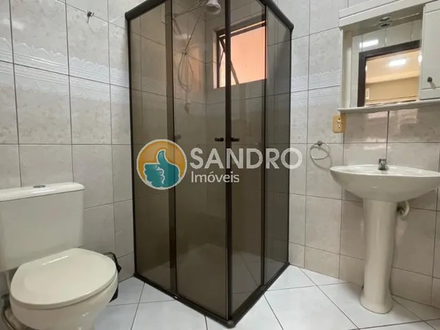 Imagem 4: Duplex em condomínio fechado c/ 2 suítes a 80 m da praia de Bombas! Churrasqueira e