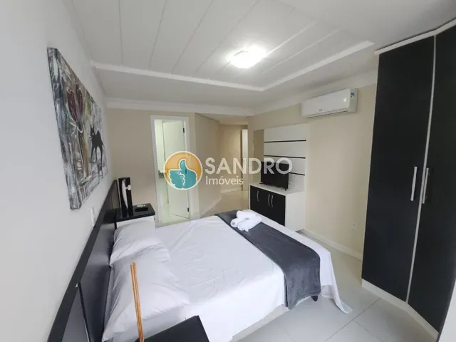 Imagem 3: Cobertura com Piscina!
