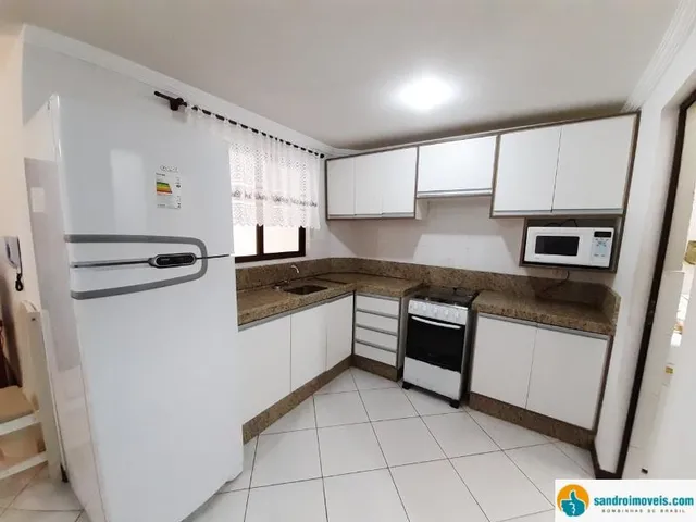 Imagem 2: Duplex em condomínio fechado a apenas 80 metros da praia de Bombas, Bombinhas-SC. 2