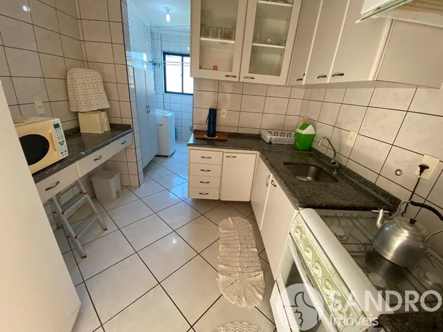 Imagem 4: Apartamento na Av. Principal de Bombas, vista para o mar! Suíte e dormitório c