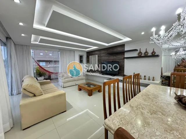 Imagem 14: Cobertura de Alto Padrão À Venda em Bombas - 234M², 3 Suítes, Mobiliado e a 230M da Praia!