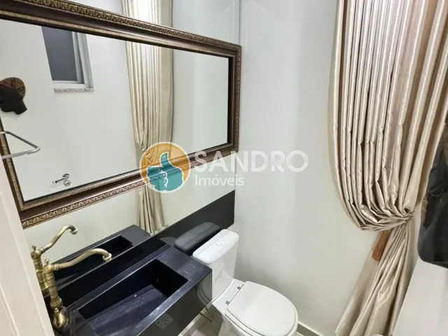 Imagem 15: Cobertura de Alto Padrão À Venda em Bombas - 234M², 3 Suítes, Mobiliado e a 230M da Praia!