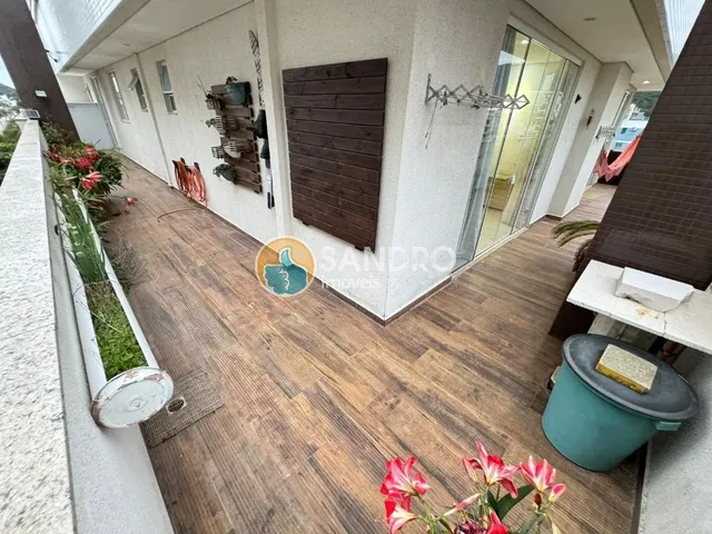 Imagem 10: Cobertura de Alto Padrão À Venda em Bombas - 234M², 3 Suítes, Mobiliado e a 230M da Praia!