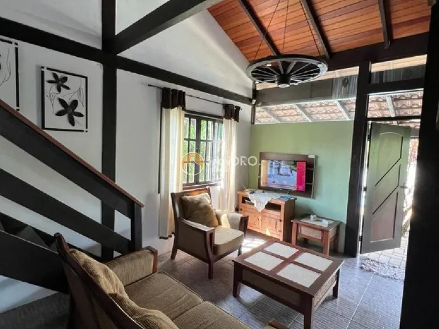 Imagem 6: Casa Grande com Piscina para Temporada em Bombinhas - 4 Quartos, Próxima à Praia de