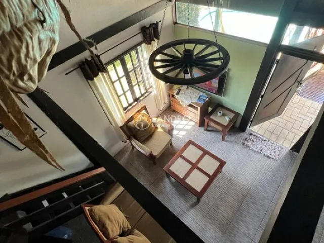 Imagem 9: Casa Grande com Piscina para Temporada em Bombinhas - 4 Quartos, Próxima à Praia de