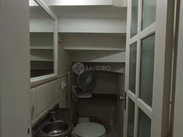 Imagem 12: Sobrado Duplex À Venda na Praia de Bombas - 2 Quartos, Cozinha Mobiliada e Churrasqueira