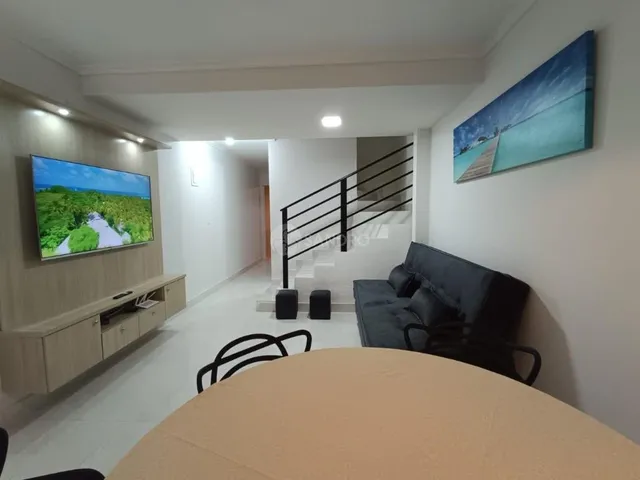 Imagem 8: Sobrado Duplex À Venda na Praia de Bombas - 2 Quartos, Cozinha Mobiliada e Churrasqueira