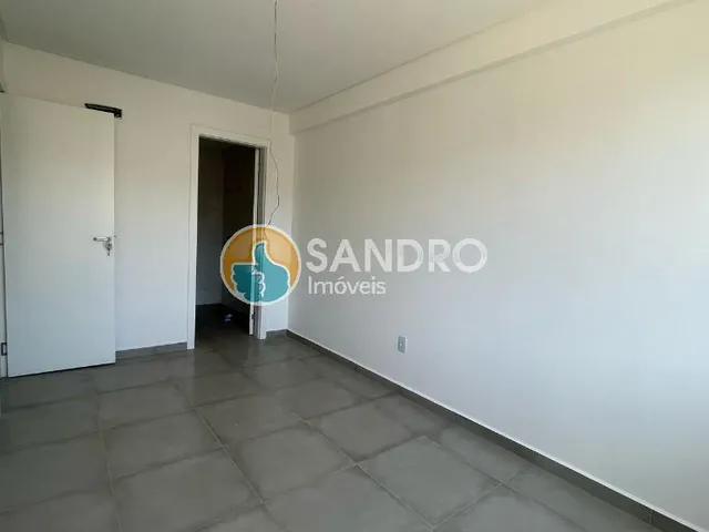 Imagem 10: Apartamento de 02 Dormitórios à Venda