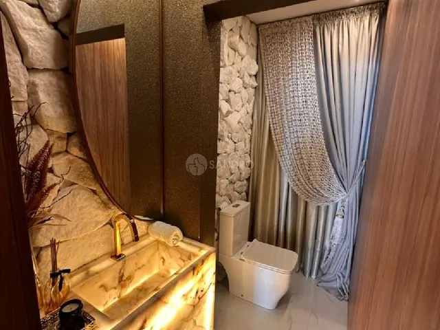Imagem 14: Casa de Luxo com Vista Mar à Venda no Condomínio Panorâmico em Bombinhas - 4 Suítes e