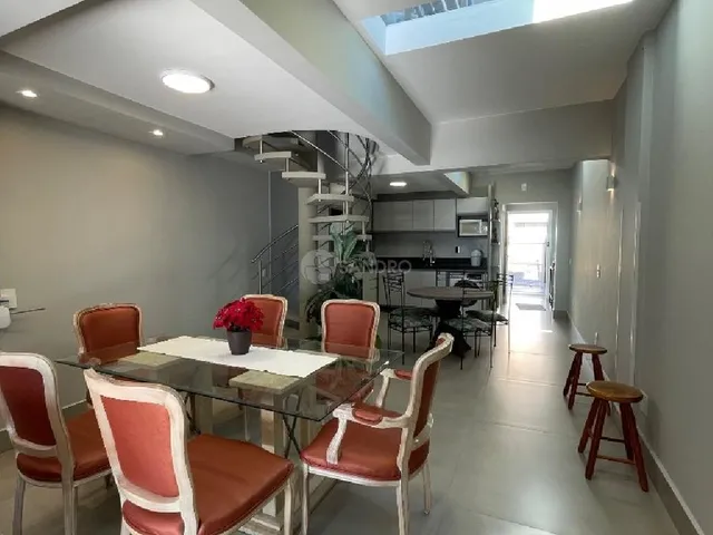 Imagem 15: Casa Beira-Mar com 4 Dormitórios à Venda em Bombinhas - Suíte, Acessibilidade e