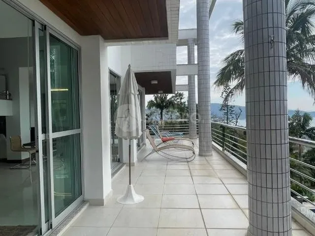 Imagem 4: Casa Duplex de Luxo em Bombinhas
