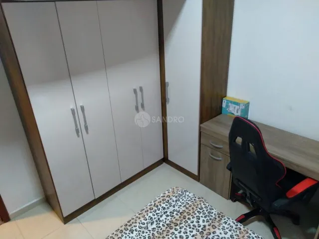 Imagem 15: Descubra o conforto do Apartamento 101 no Edifício Godoy, localizado a apenas 400 metros