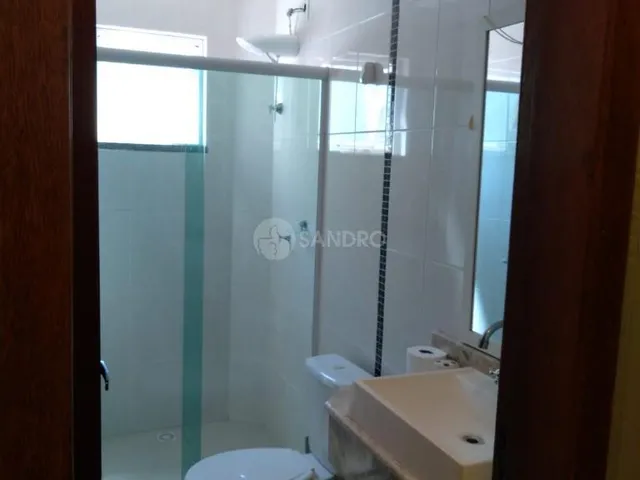 Imagem 16: Descubra o conforto do Apartamento 101 no Edifício Godoy, localizado a apenas 400 metros
