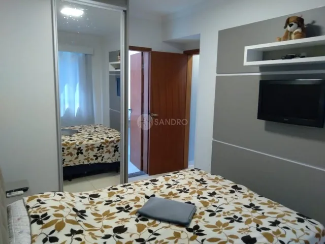 Imagem 13: Descubra o conforto do Apartamento 101 no Edifício Godoy, localizado a apenas 400 metros