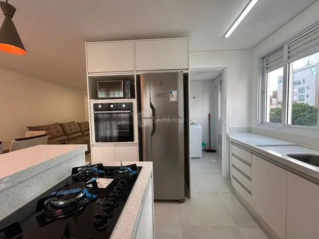 Imagem 4: Lindo Apartamento Alto Padrão a 200m do mar em Bombas