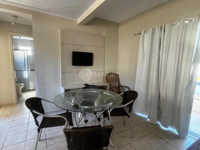 Imagem 10: Apartamento 2 Dormitórios a 50m da praia de Bombas