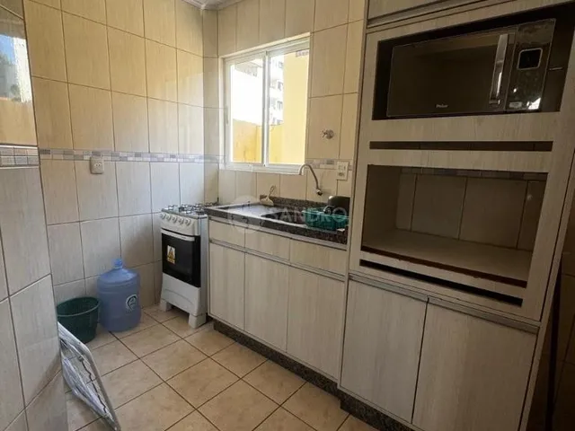 Imagem 3: Apartamento 2 Dormitórios a 50m da praia de Bombas