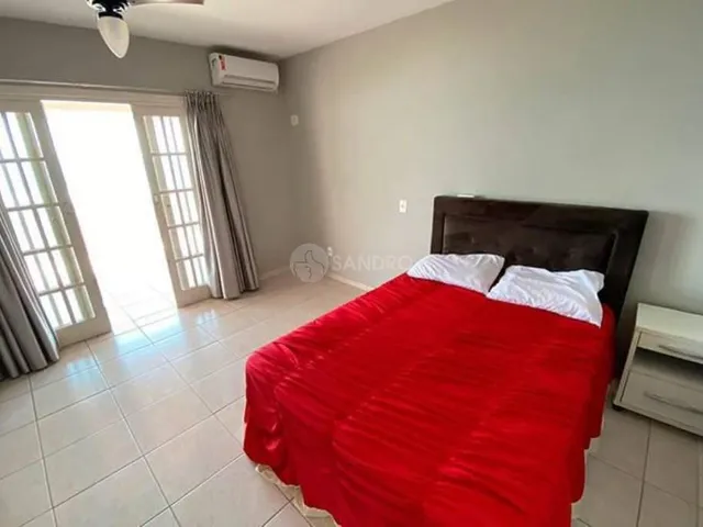 Imagem 4: Casa Beira-Mar para Aluguel de Temporada em Bombas