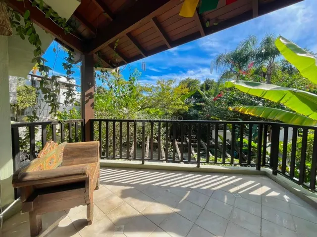 Imagem 9: Casa com Vista Mar à Venda em Bombinhas