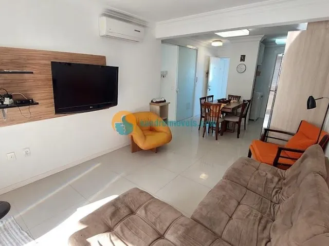 Imagem 12: Apartamento em rua tranquila! 3 dormitórios, ampla sacada com churrasqueira, 2 vagas de