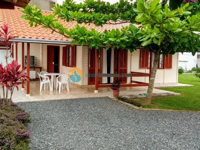 Imagem: Aconchegante Casa praia Bombas