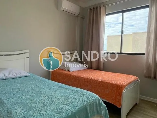 Imagem 2: Apartamento 3 Dorm. Bombas Próximo ao mar