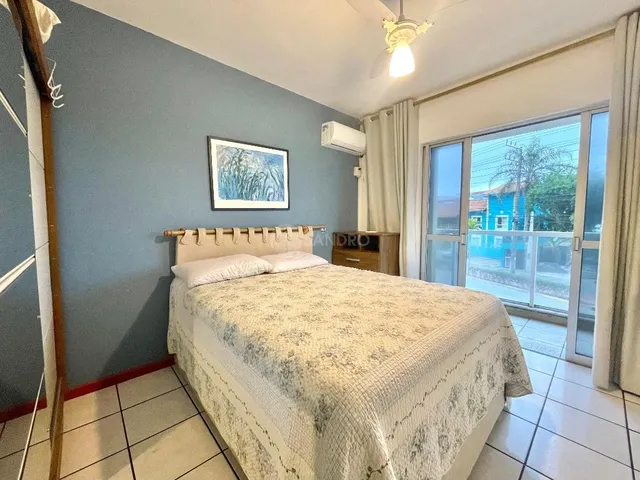 Imagem 16: Apto na avenida principal de Bombas com terraço e vista para o Mar !
