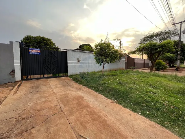 Imagem: Casa à venda no bairro Parque do Lago II
