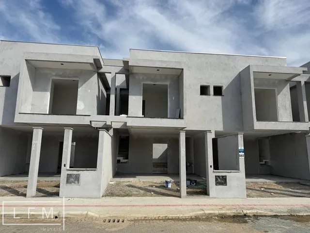 Imagem 4: Sobrado pronto para morar em Balneário Piçarras Sc